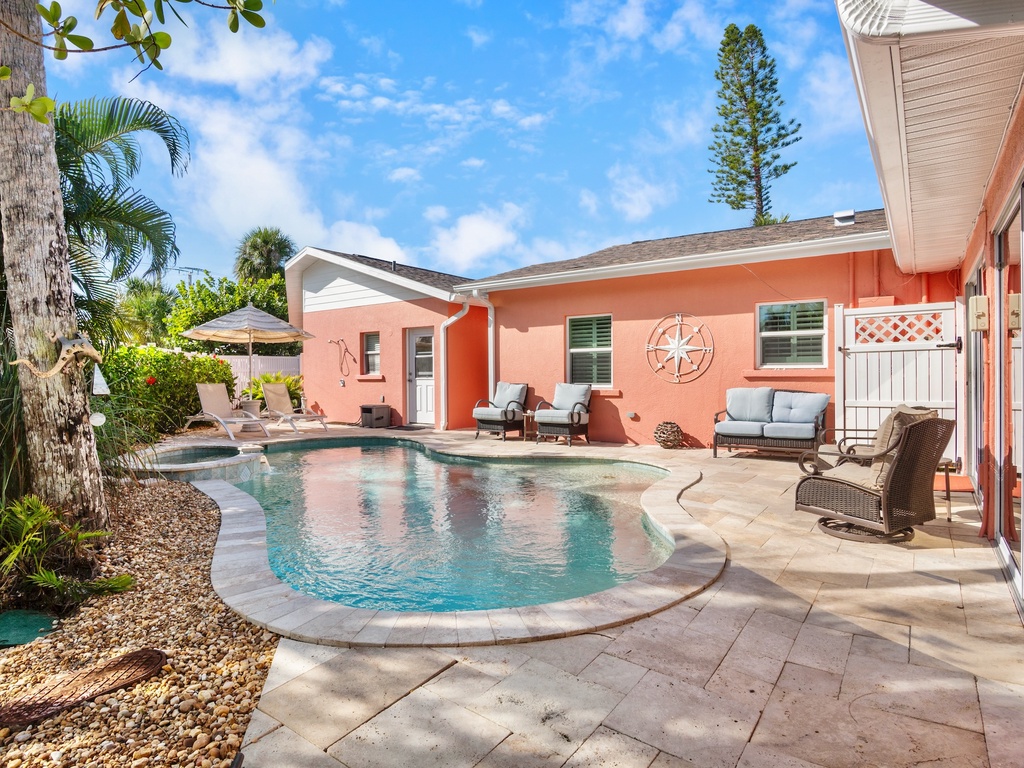 Private pool and hot tub