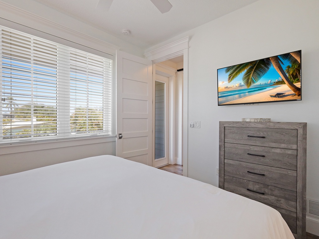 Bedroom Available - AMI Locals