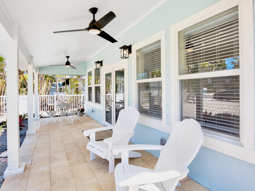 Outdoor Seating, Outdoor Dining