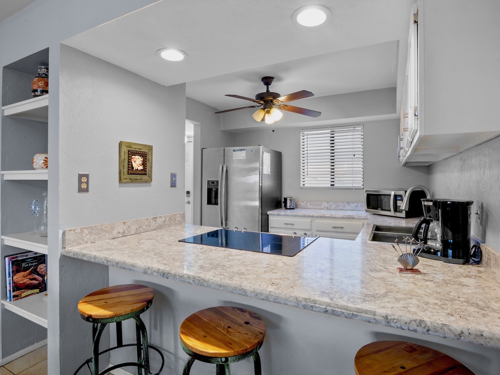 Kitchen, Breakfast Bar