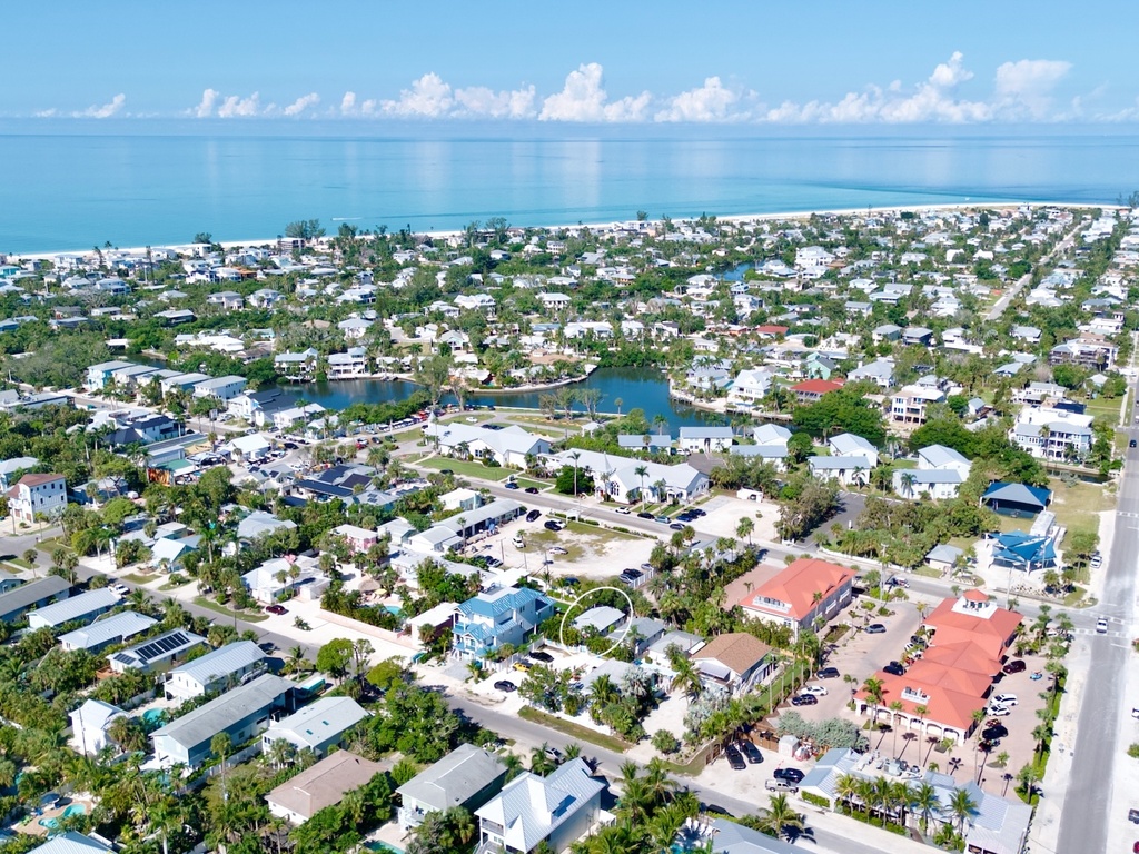 Tiny Tides by Anna Maria Island Accommodations