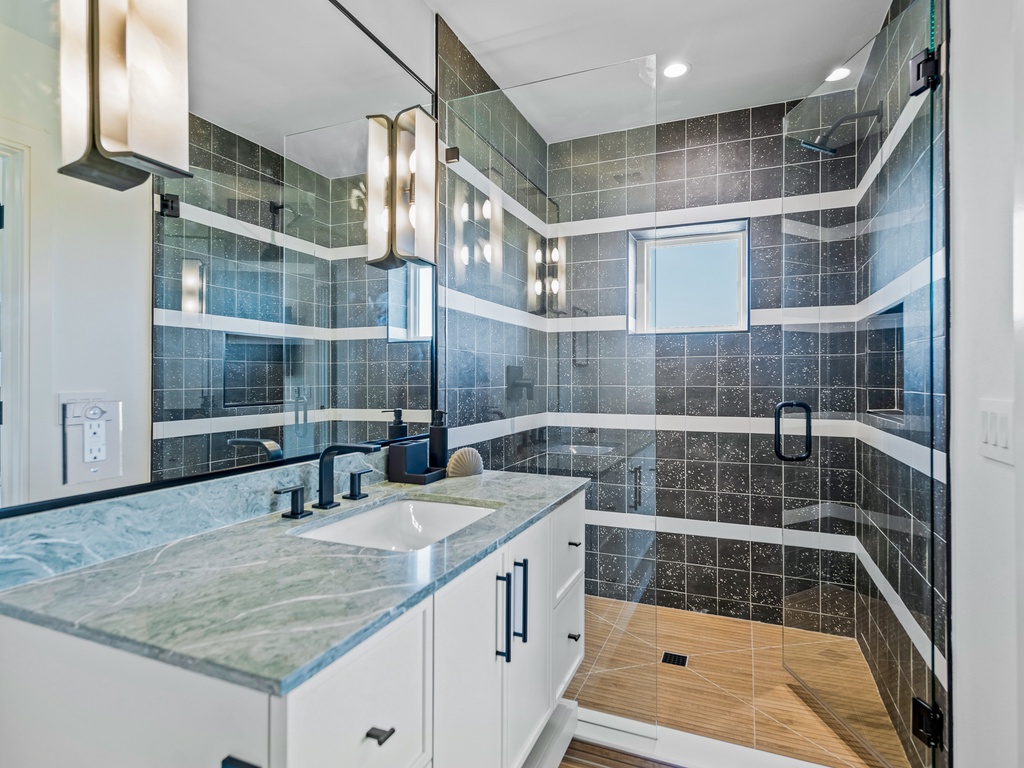 Second Bathroom - Ensuite