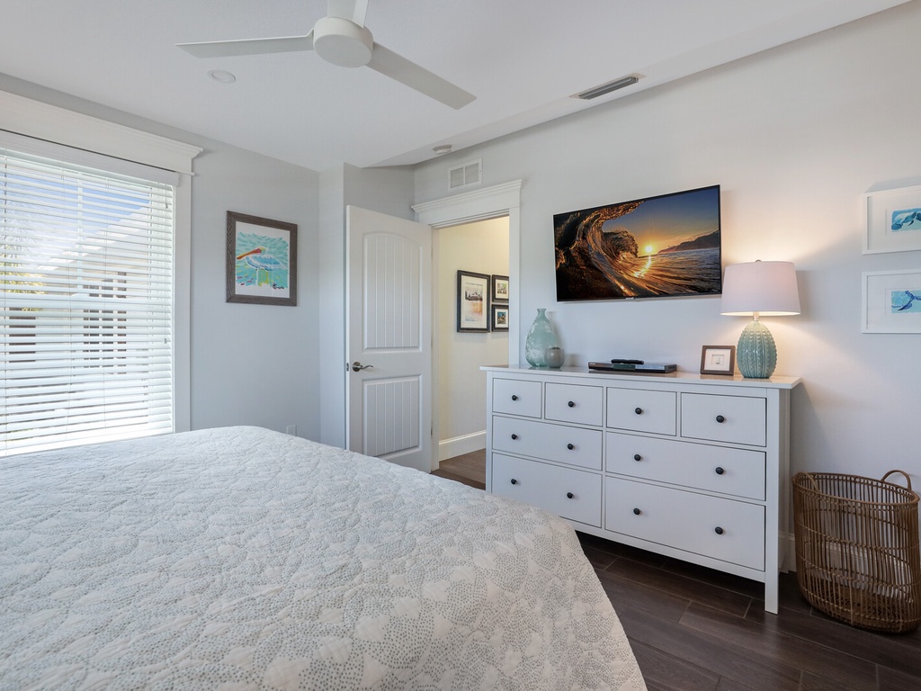 Primary Bedroom - King