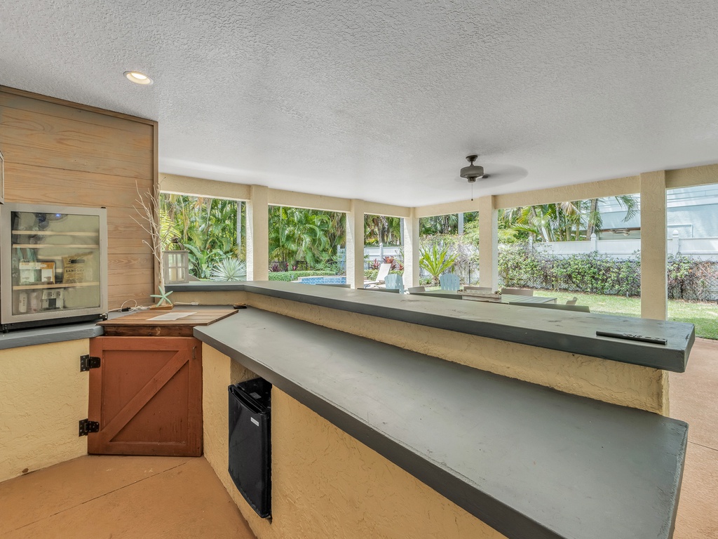 Outdoor Bar with Beverage Fridge
