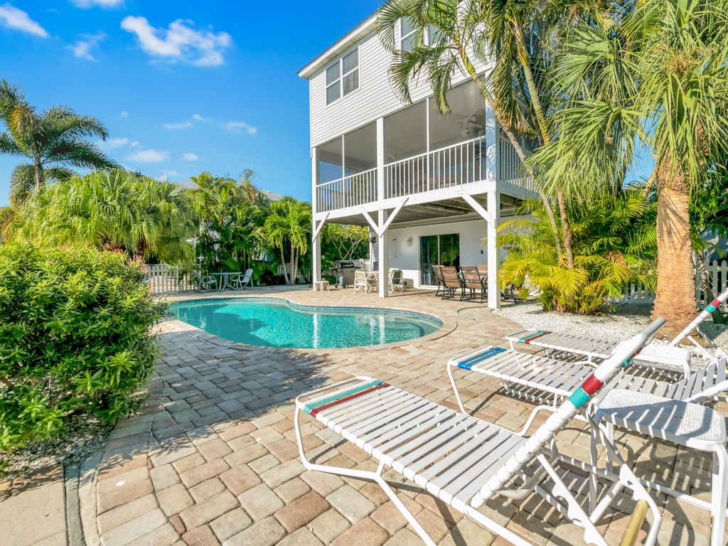 Open Pool Deck with Seating