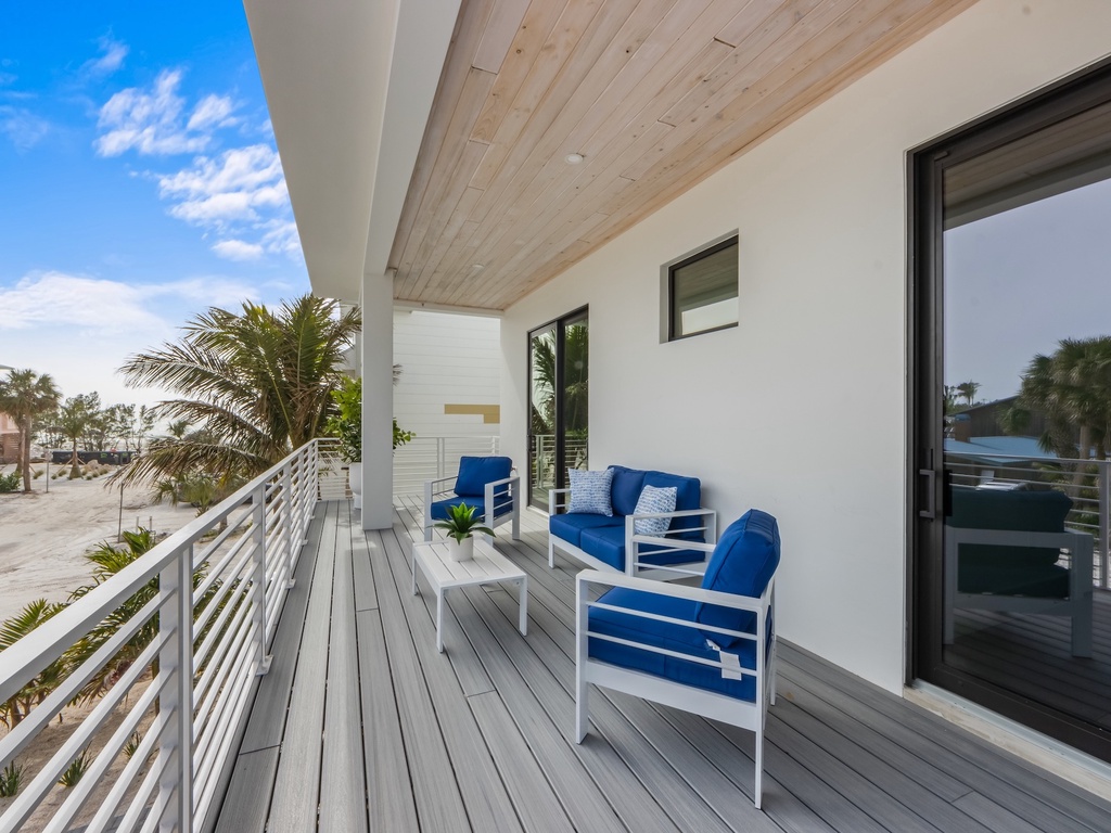 Balcony, Lounge Area