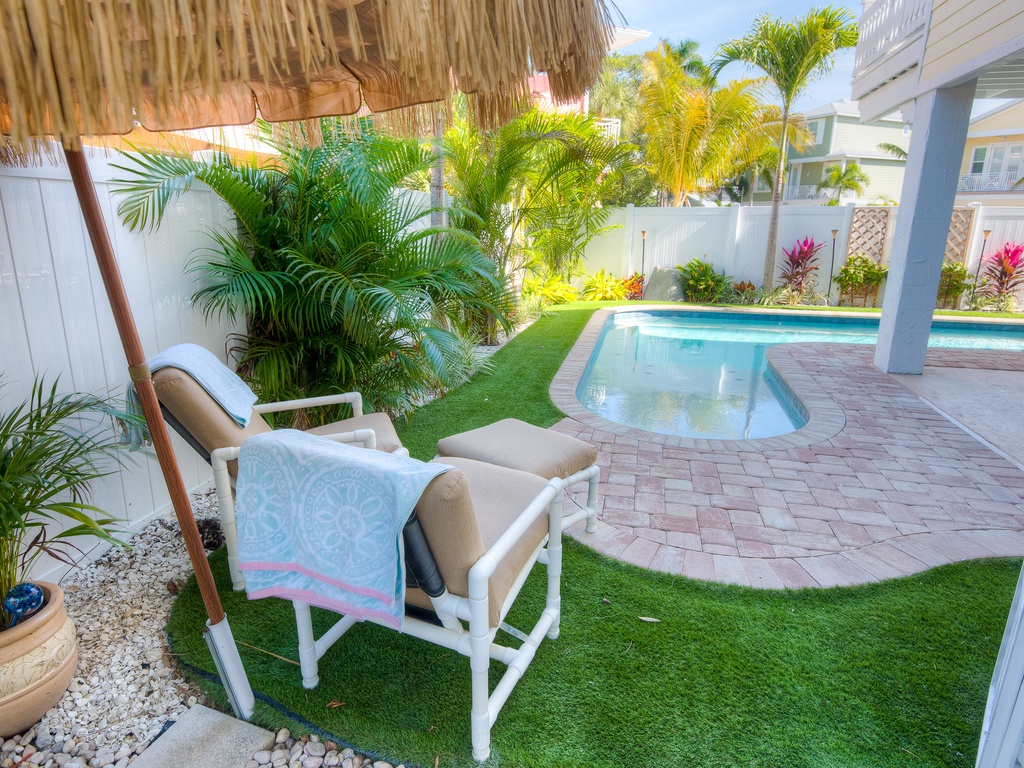 Pool Side Seating