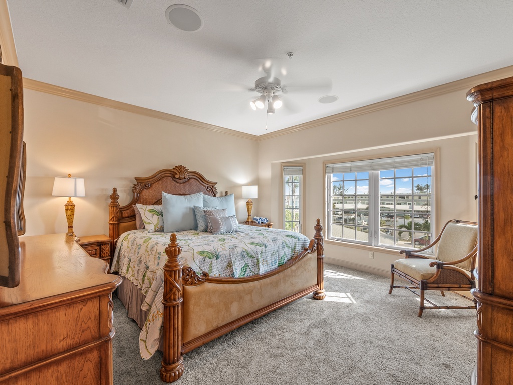 Primary Bedroom - King