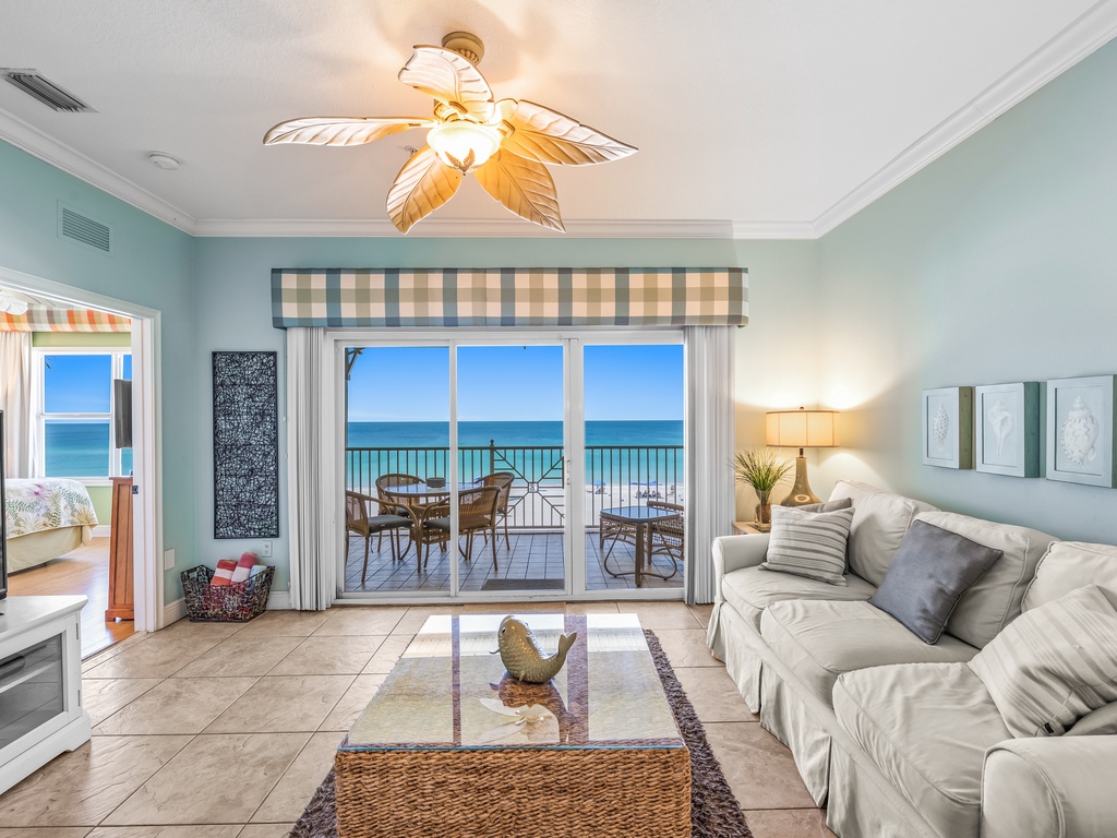 Living Area - Gulf Views