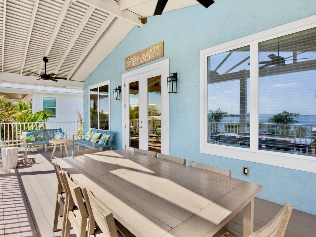 Balcony, Dining Area