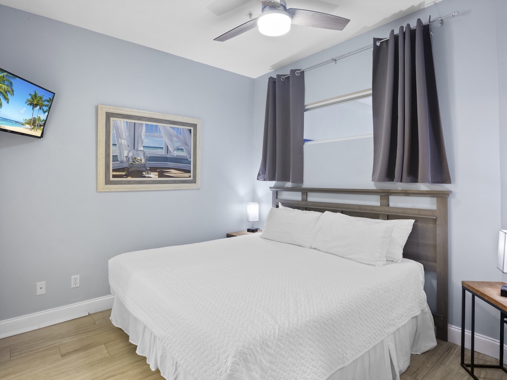 Primary Bedroom, King