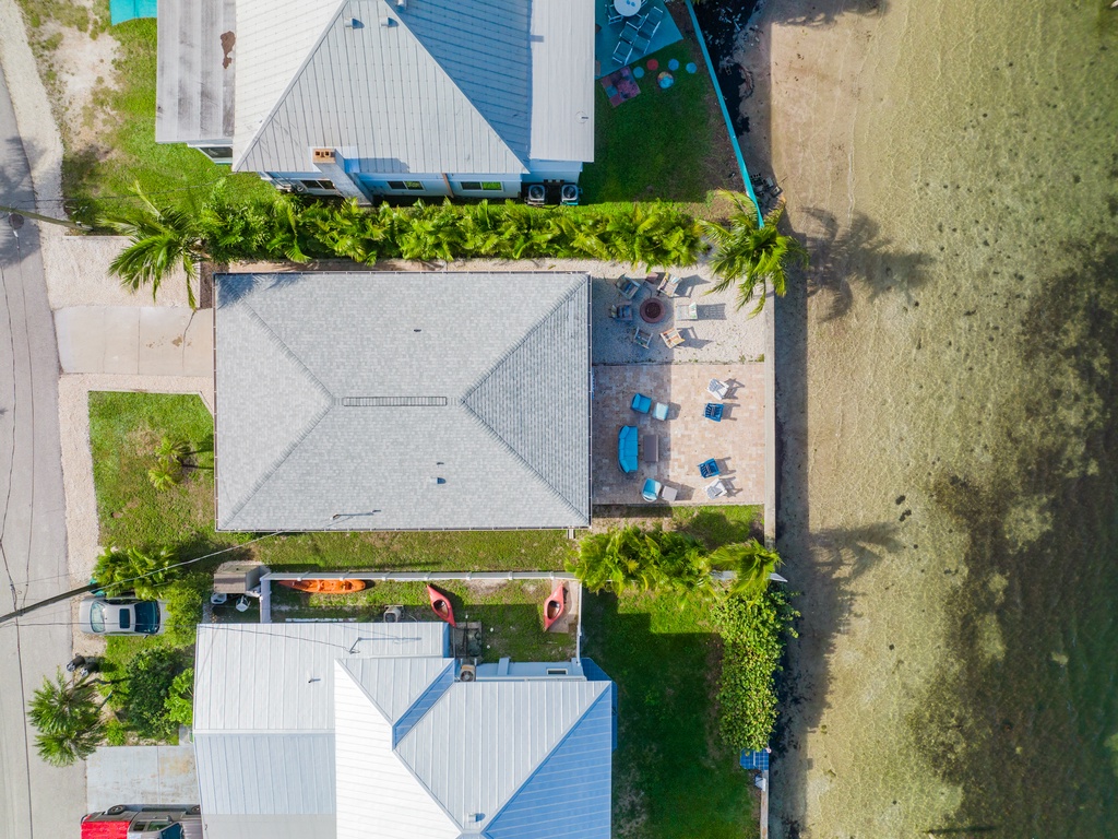 Bay 2 Beach Too by AMI Locals