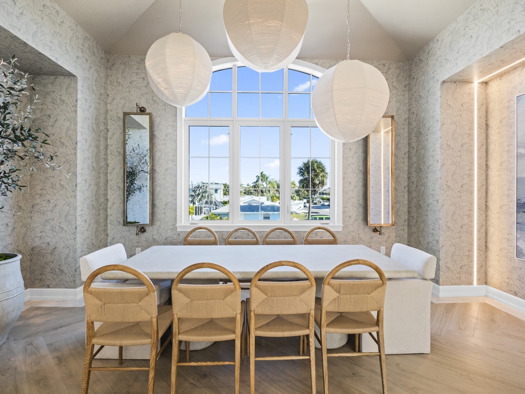 Elegant dining table