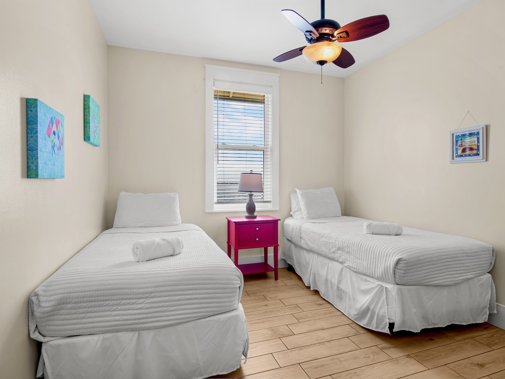 Fourth Bedroom, King bed