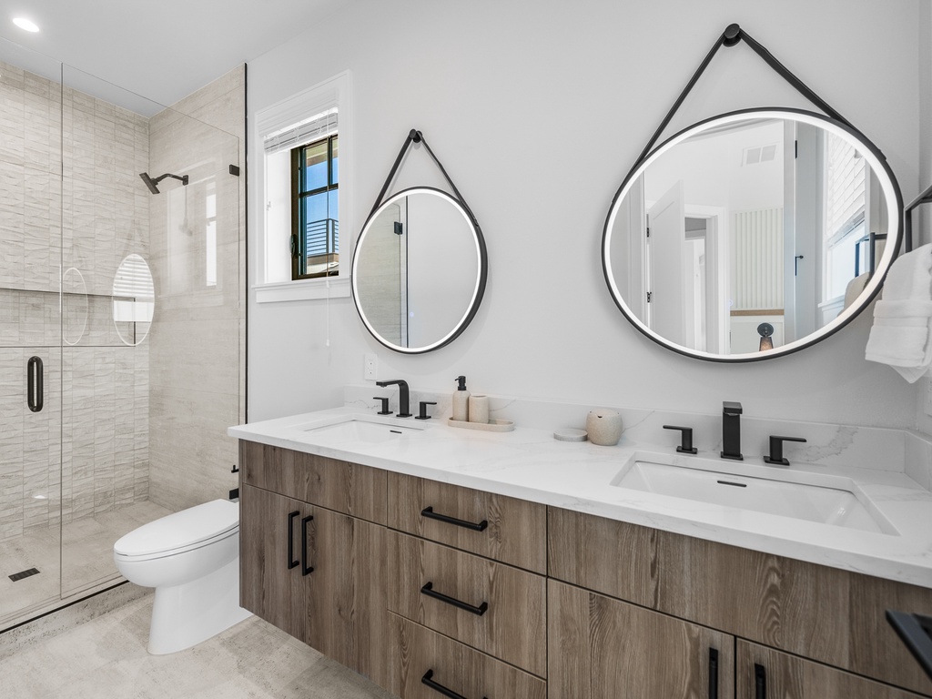 Second Bathroom - Ensuite