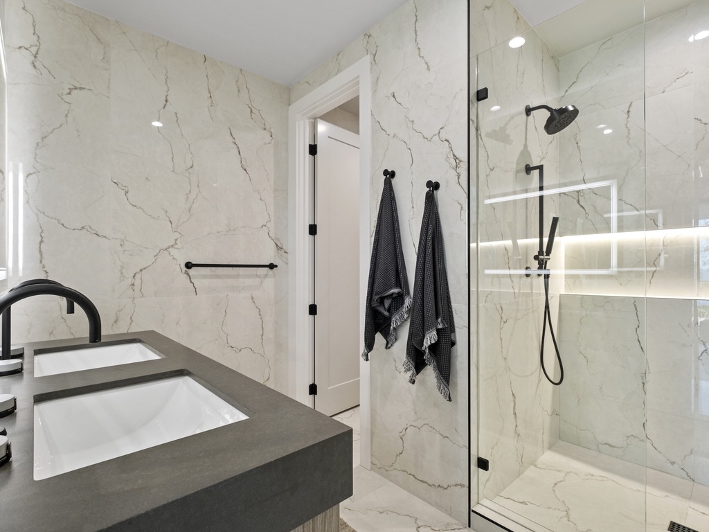 Fourth Bathroom, Ensuite