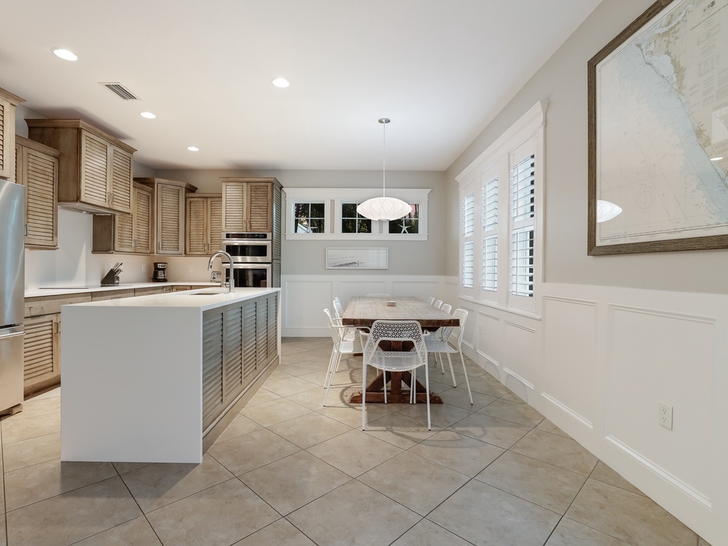 Family-size table for shared meals