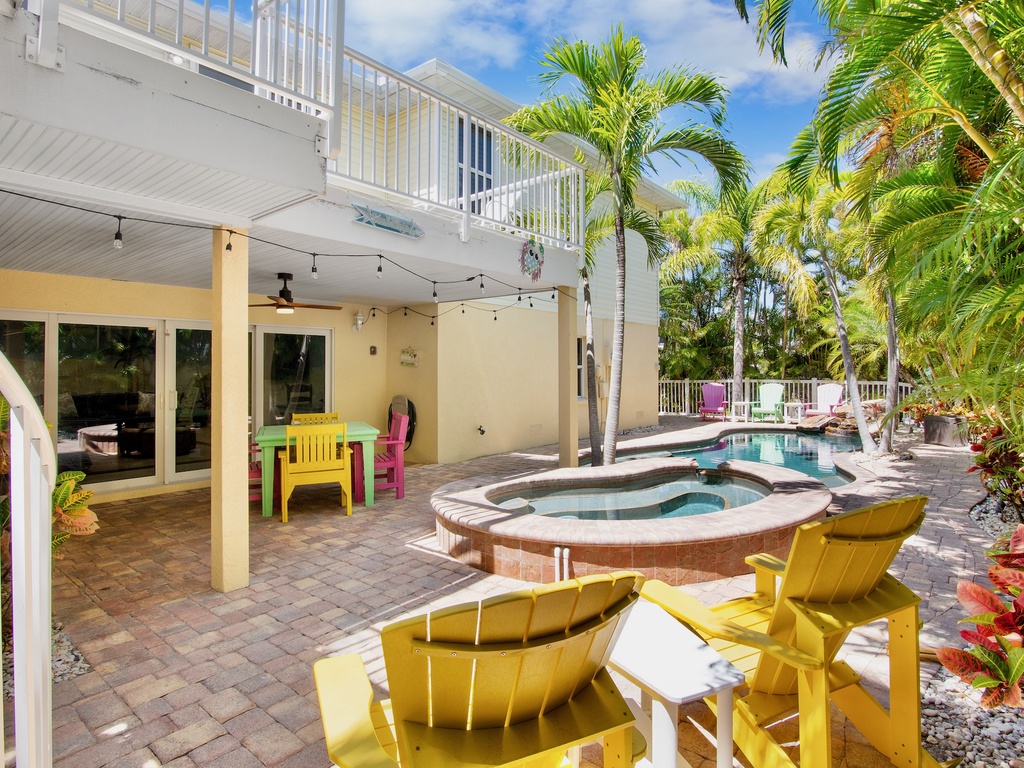 Private Pool with Outdoor Dining Area