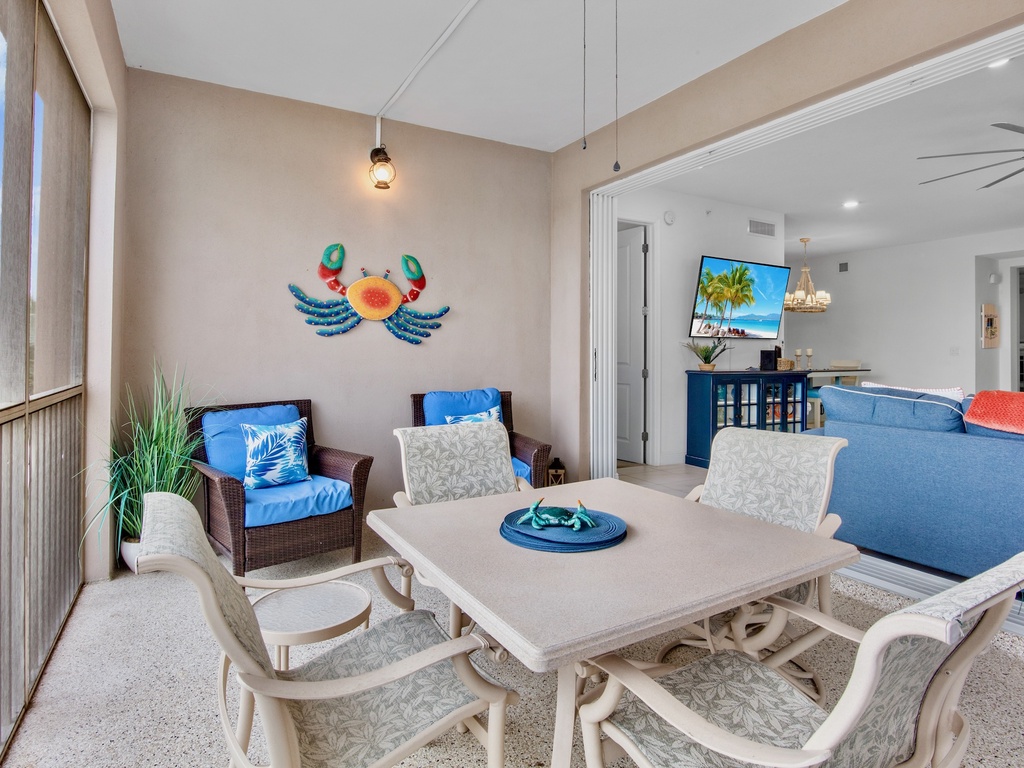 Balcony, Dining Area
