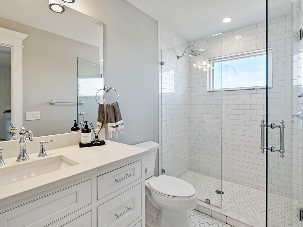 Fourth Bathroom, Ensuite