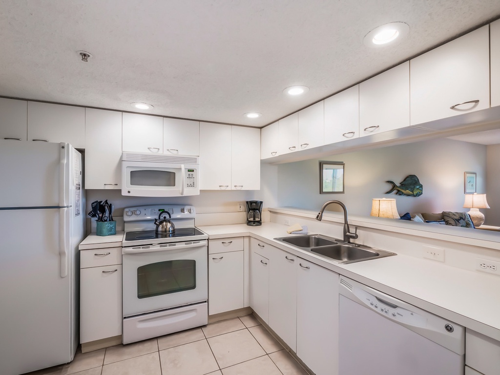 Fully-Equipped Kitchen