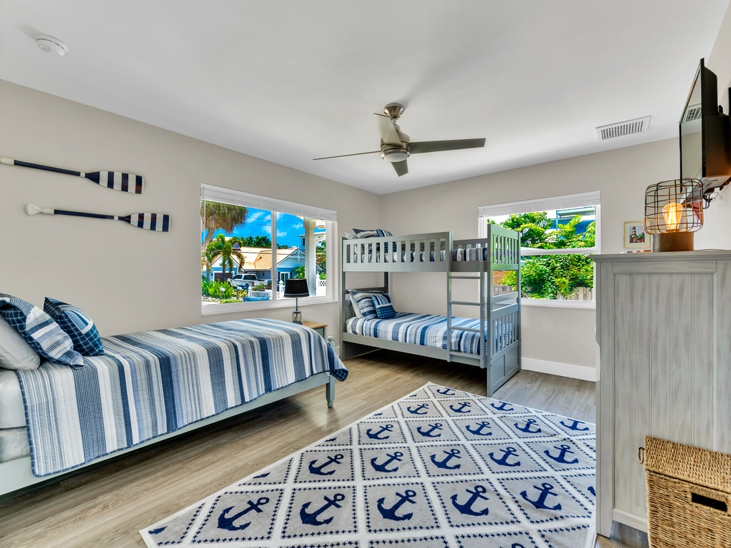 Fourth Bedroom - Twin Bunk & Twin Bed