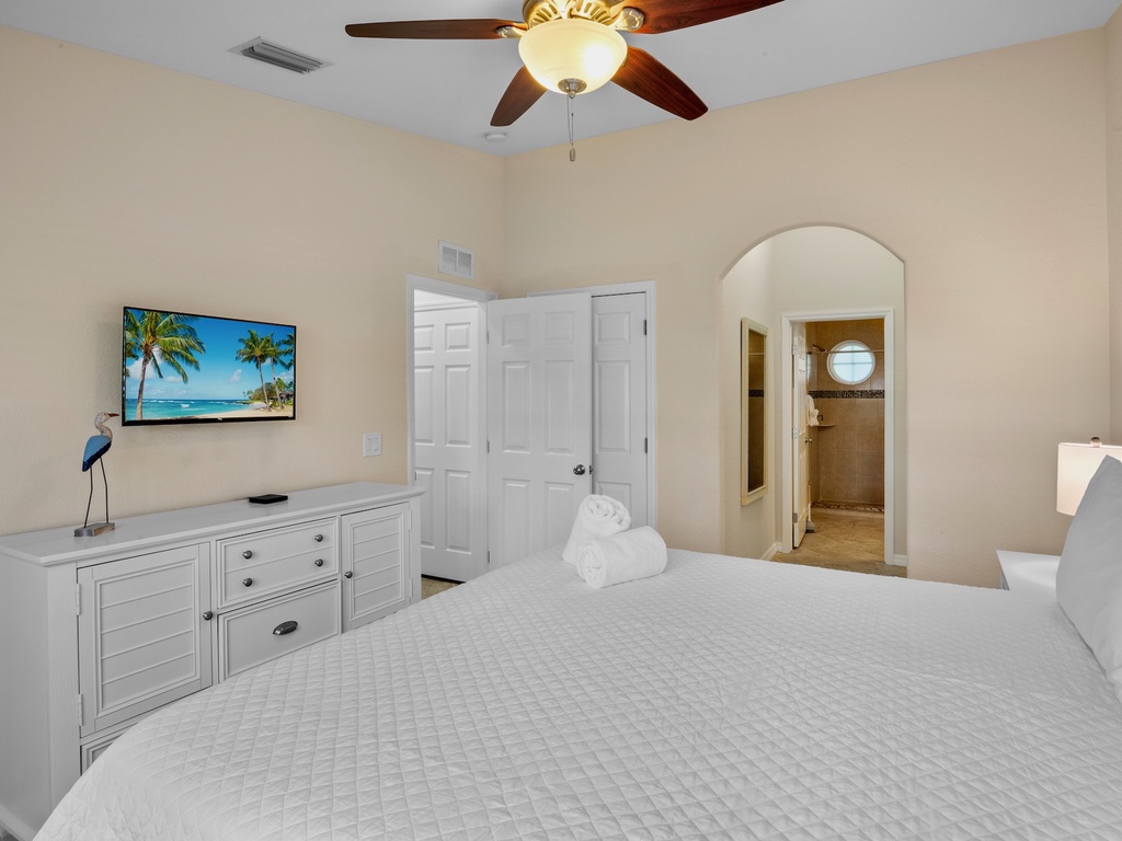 Primary Bedroom, King