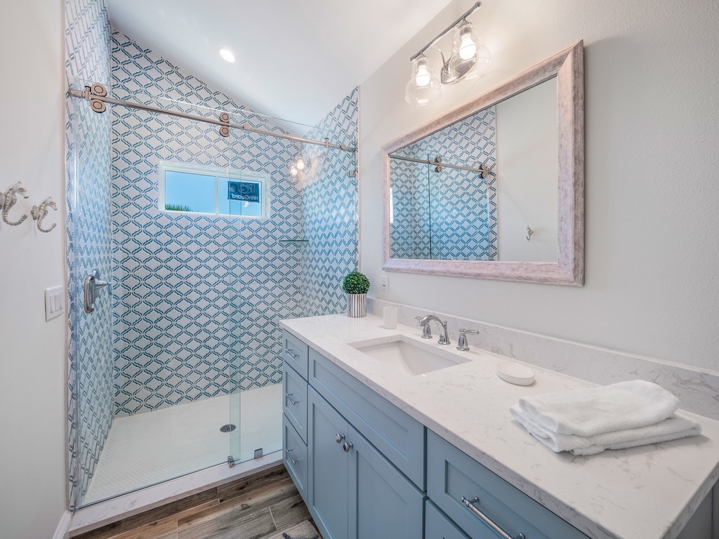 Fourth Bathroom, Ensuite