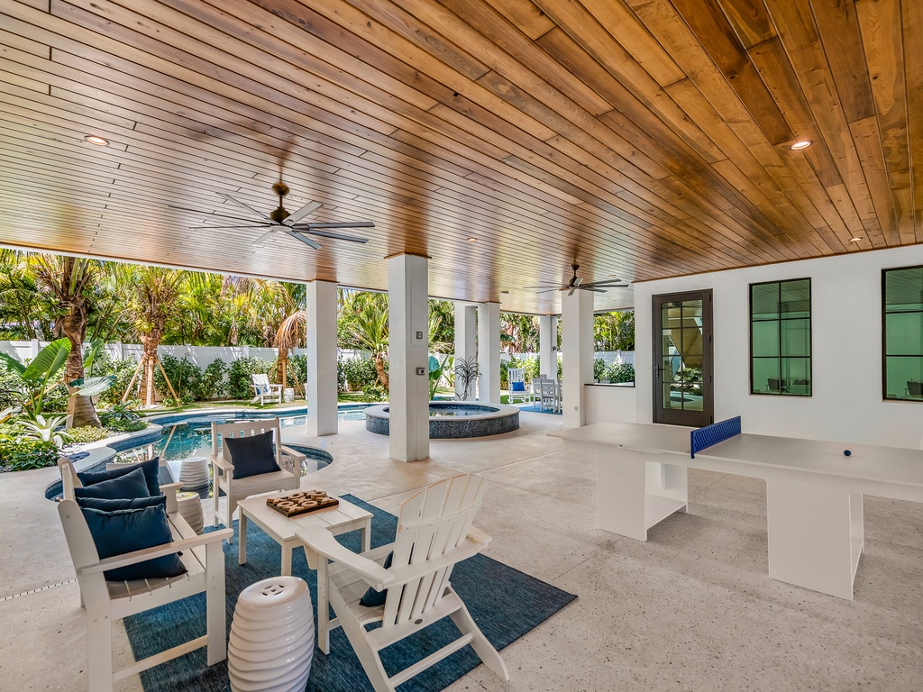 Poolside Recreation Area