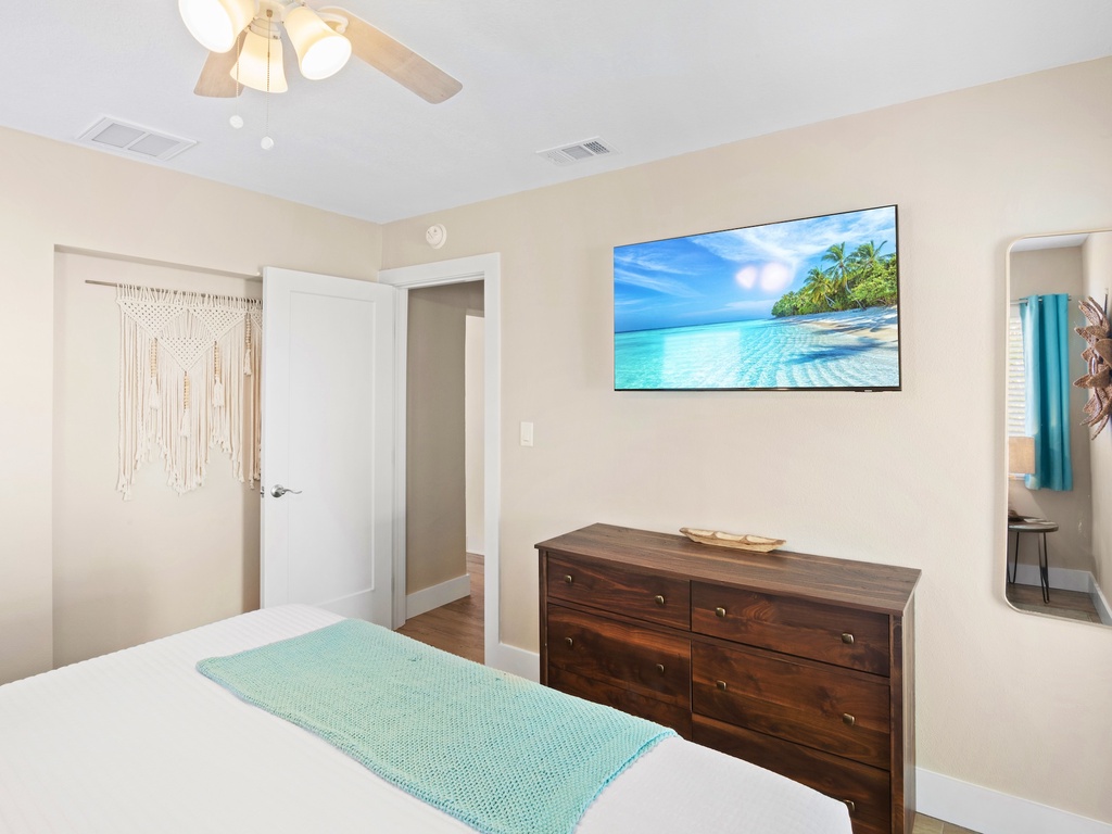 Primary Bedroom - King