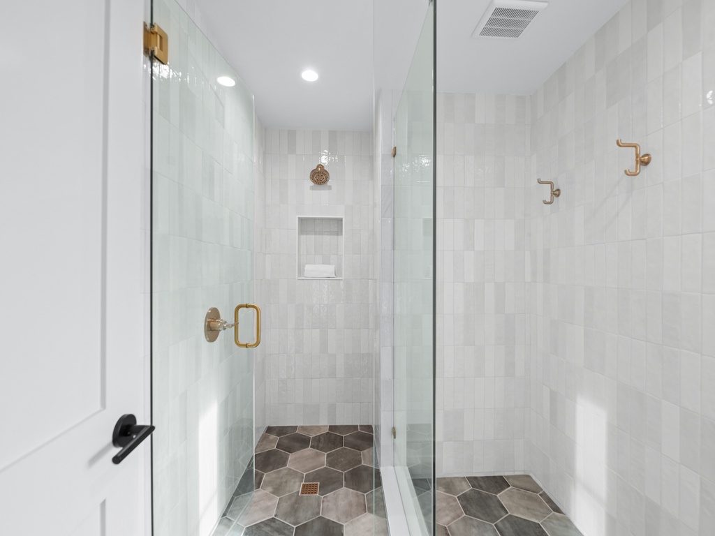 Third Bathroom, Ensuite