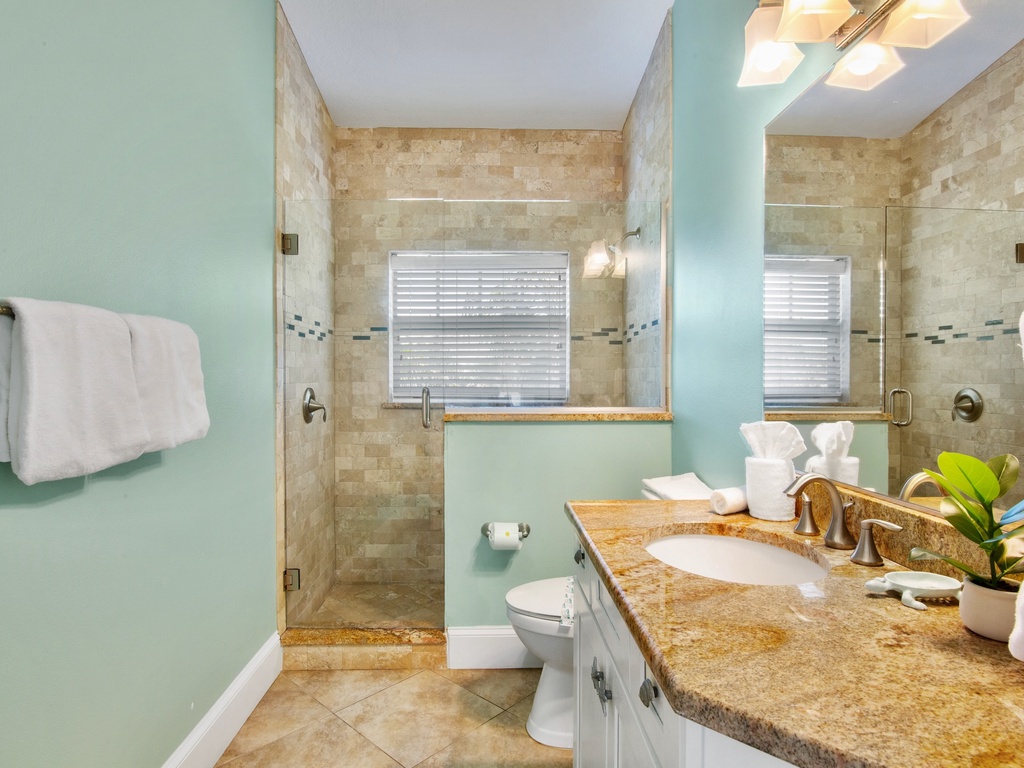 Second Bathroom, Ensuite