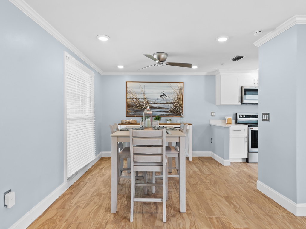 River House Retreat - AMI Locals