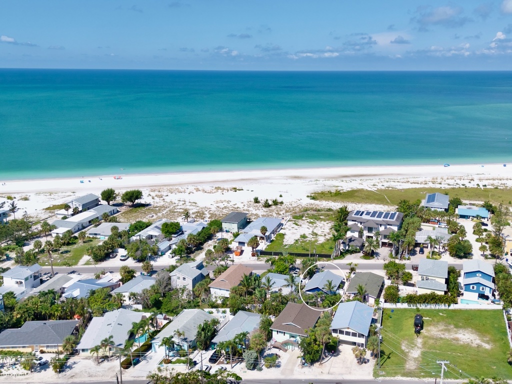 Prime location near the shore