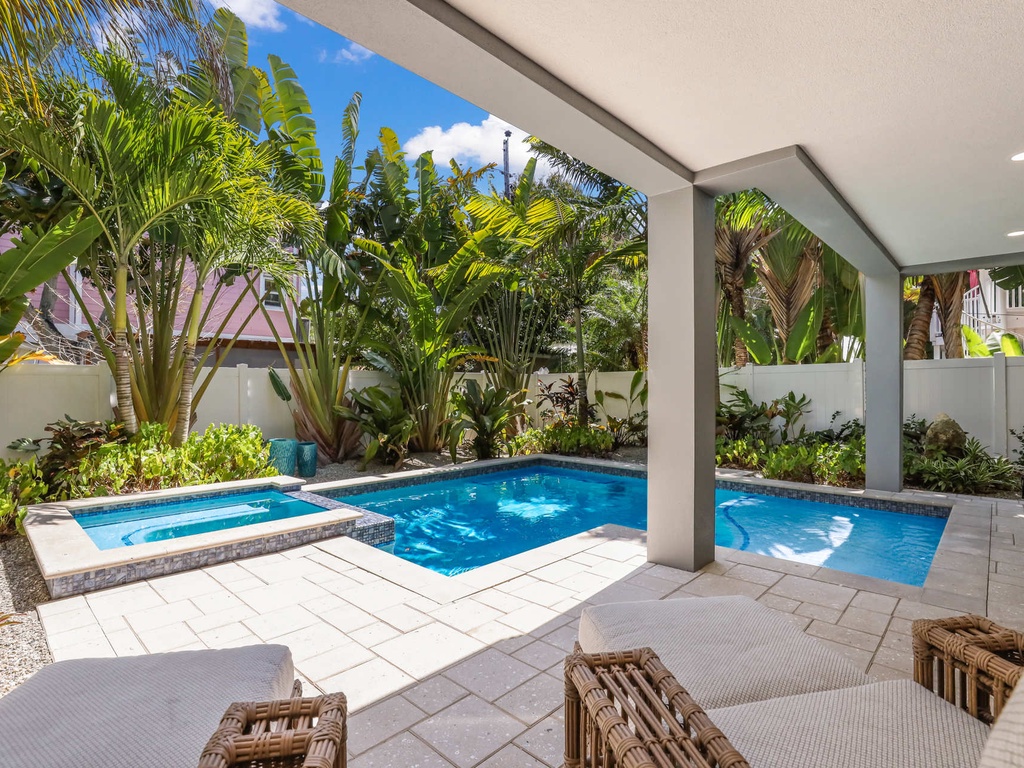 Private Pool and Hot Tub