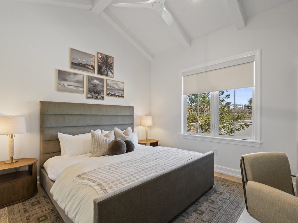 Fourth Bedroom, King bed