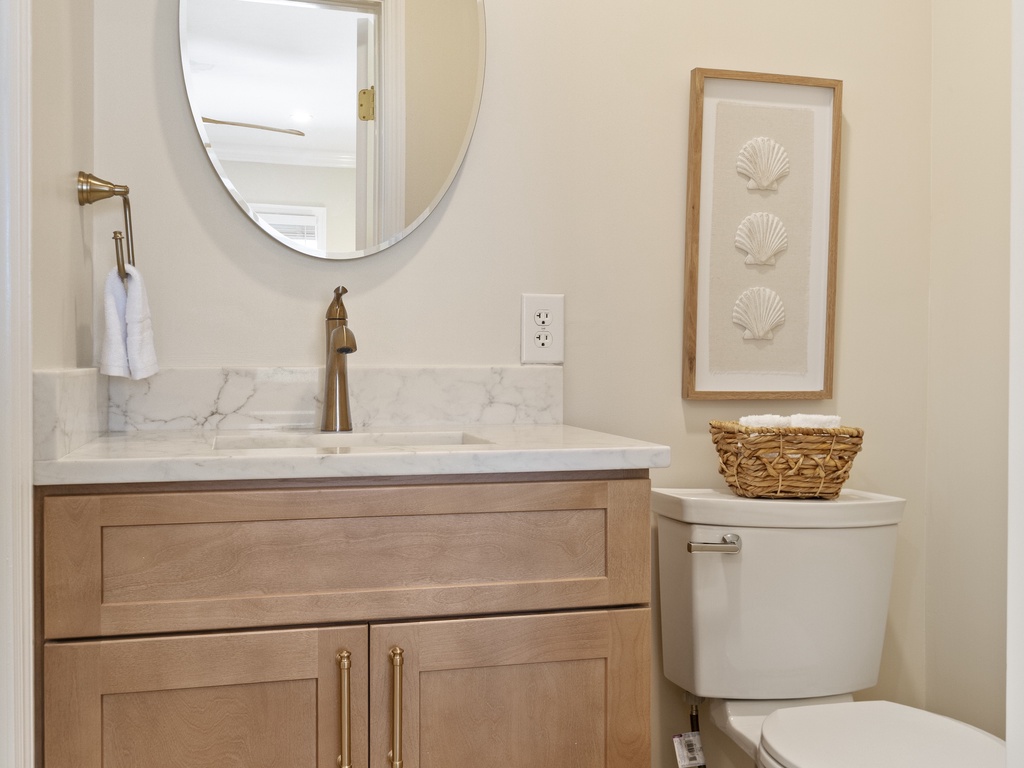 Ensuite Half Bathroom