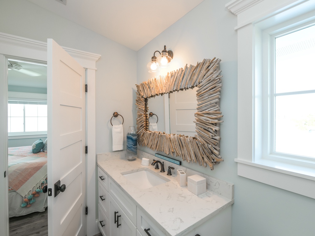 Second Bedroom, Ensuite bathroom