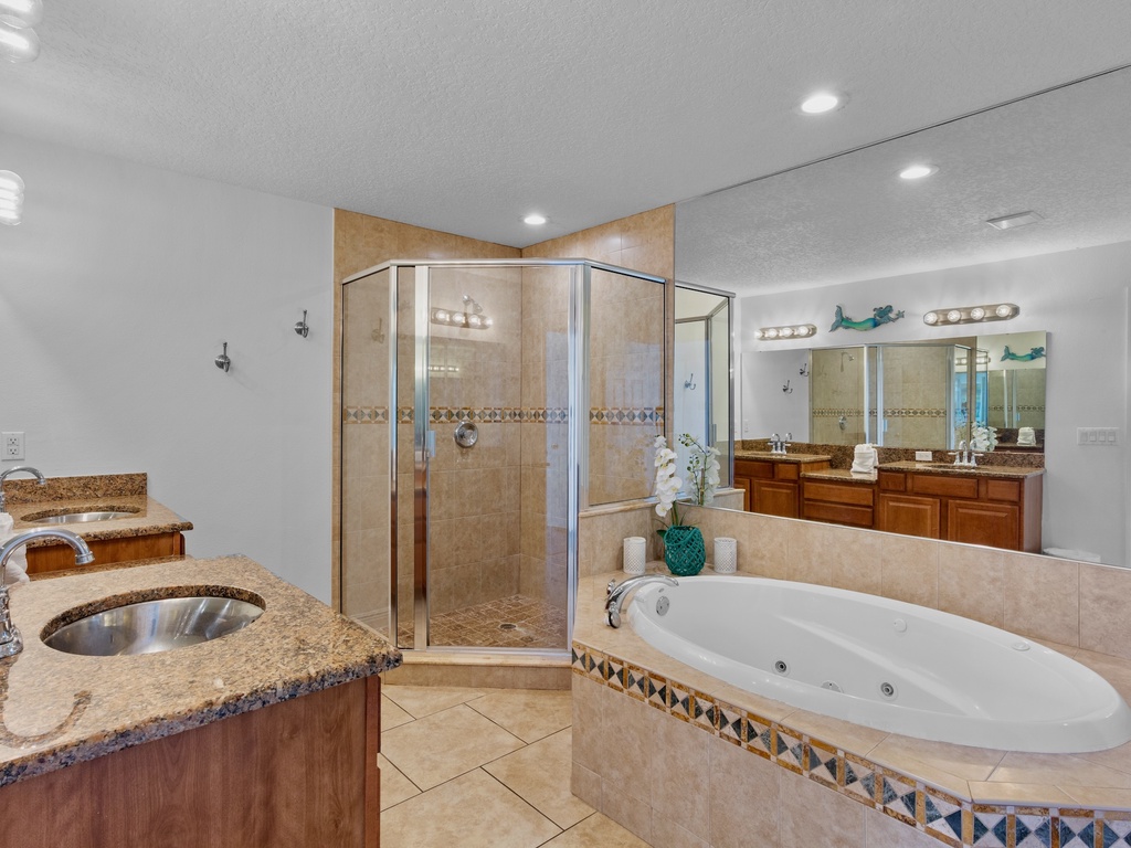 Primary Bathroom, Ensuite