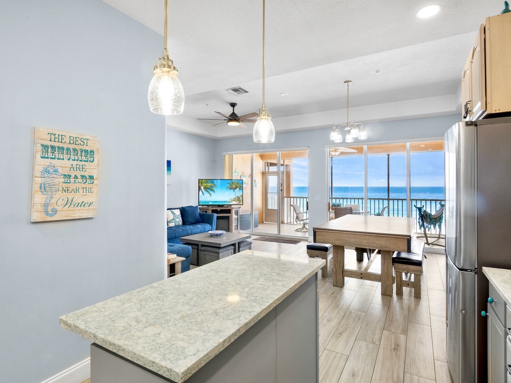Kitchen Island, Breakfast Bar
