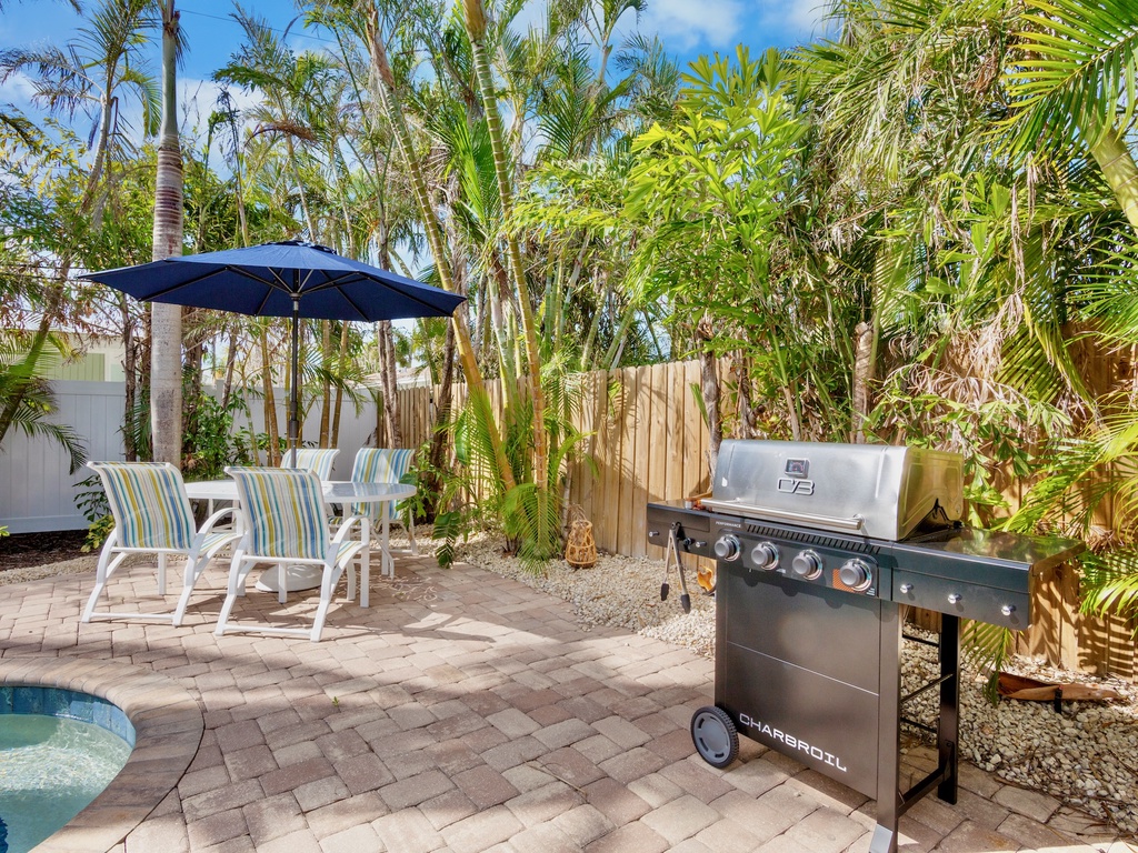 Outdoor Grill, Outdoor Dining