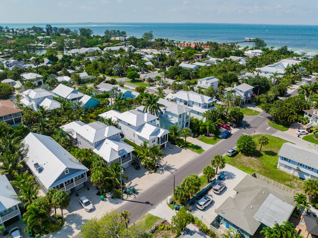 Prime Spot Near the Ocean