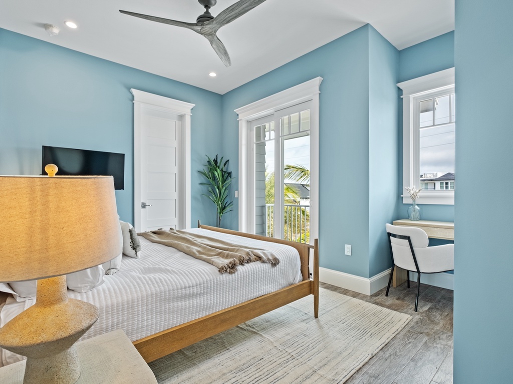 Fourth Bedroom, King