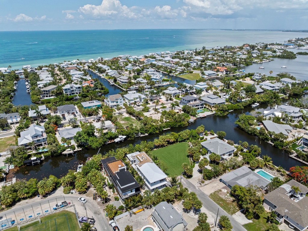 Ariel View - Hardin Hideaway by AMI Locals
