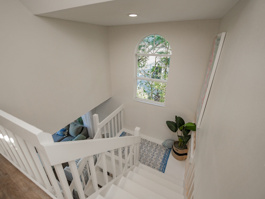 Modern Indoor Stair Feature