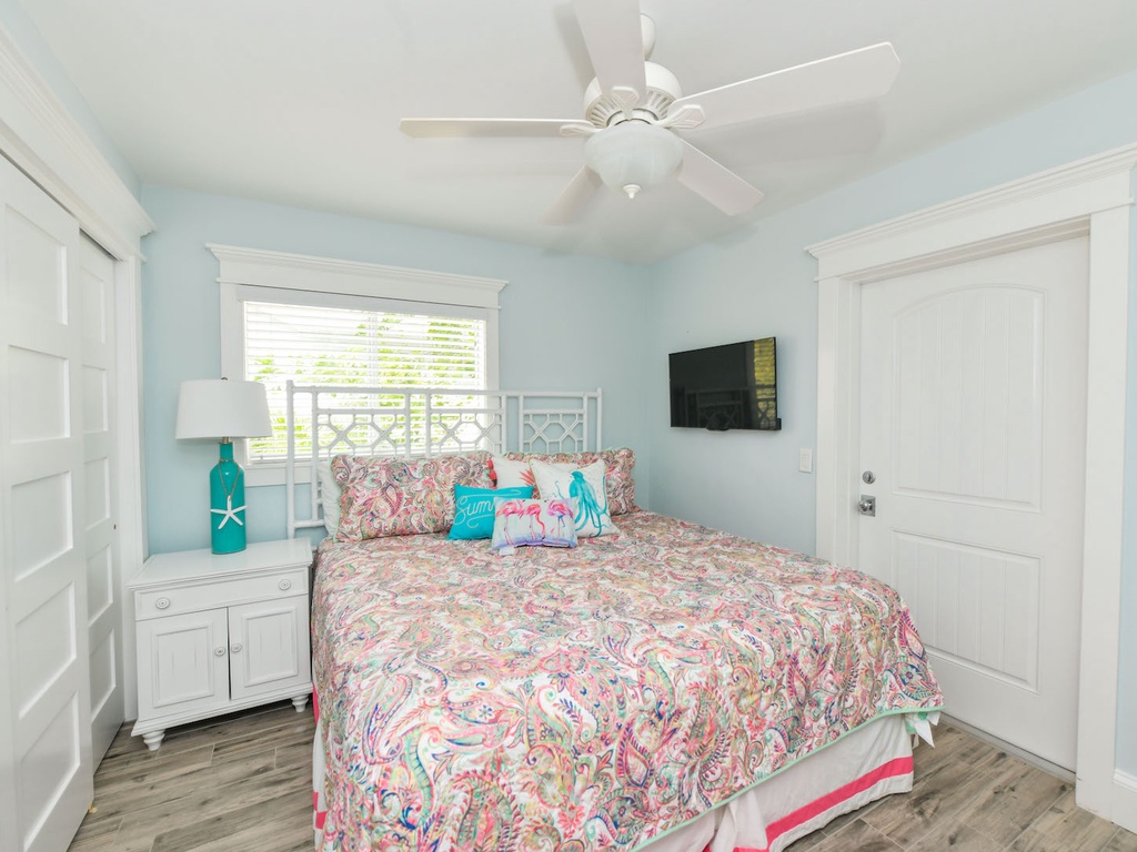 Second Bedroom - King