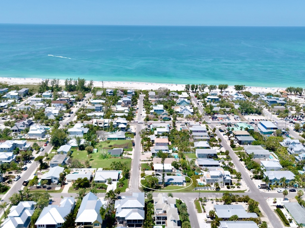 A Place in Paradise Unit B