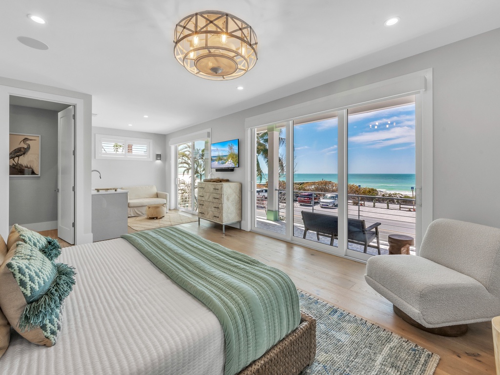 Primary Bedroom - King