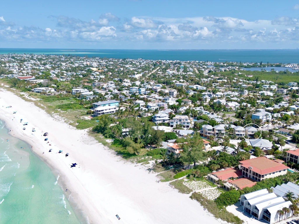 Villa Sand Dollar by Anna Maria Vacations