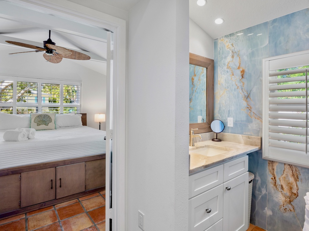 Primary Bedroom, Ensuite Bathroom